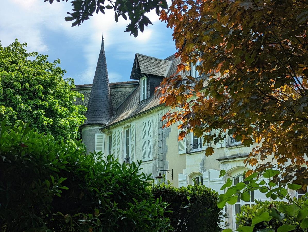 Logis Des Tourelles Bed & Breakfast Cognac Luaran gambar