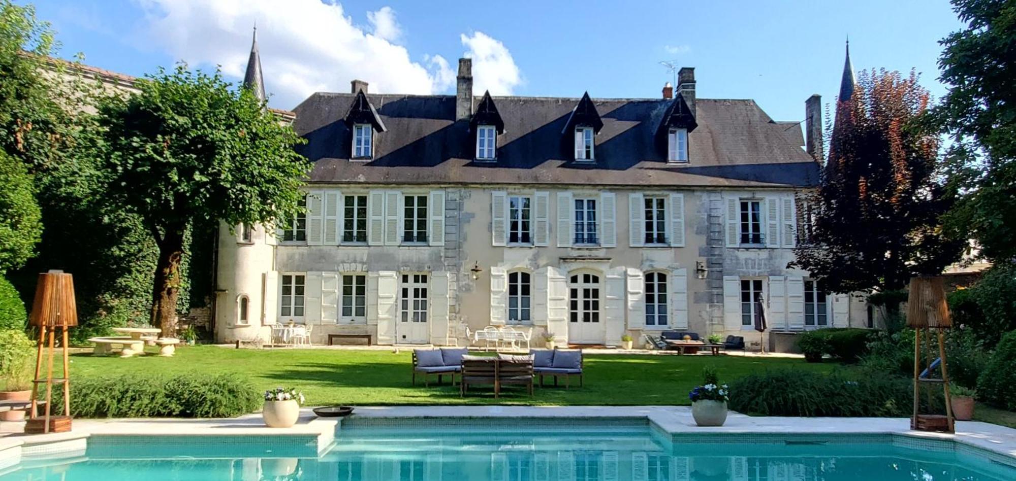 Logis Des Tourelles Bed & Breakfast Cognac Luaran gambar